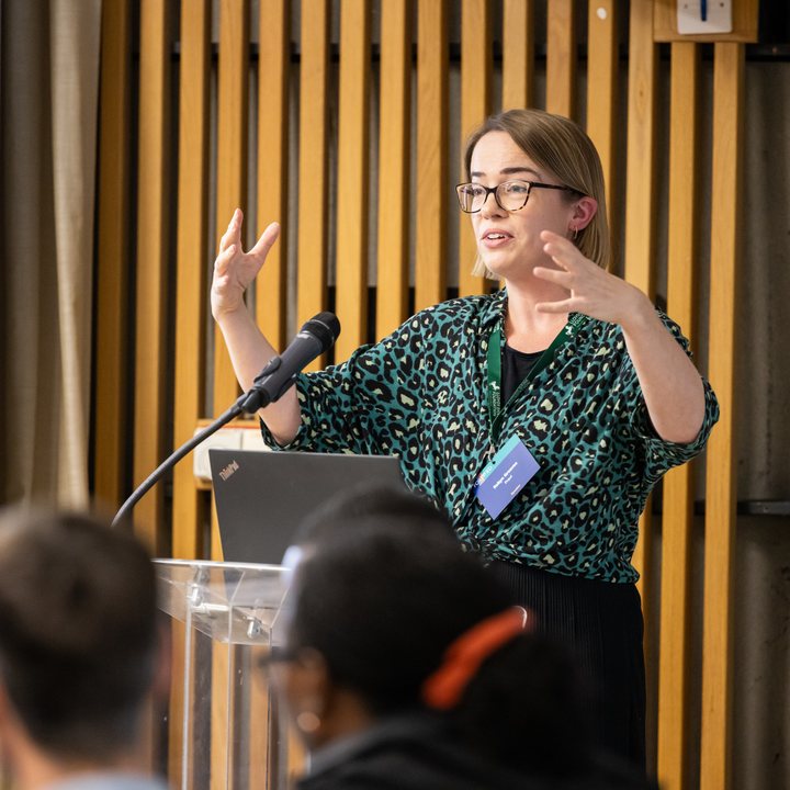 Robyn Greaves